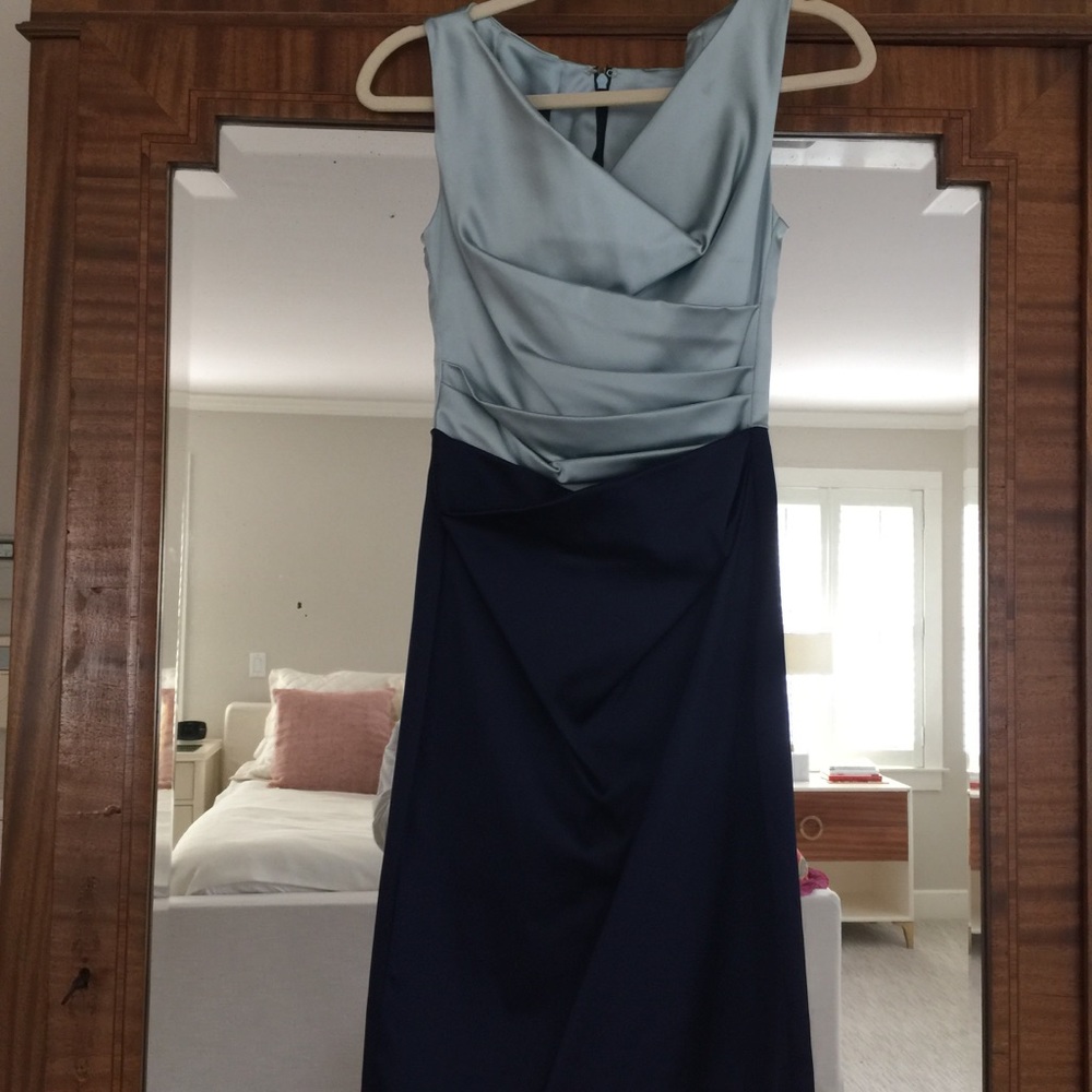 Talbot Runhoff Dress - Picture 3 of 3